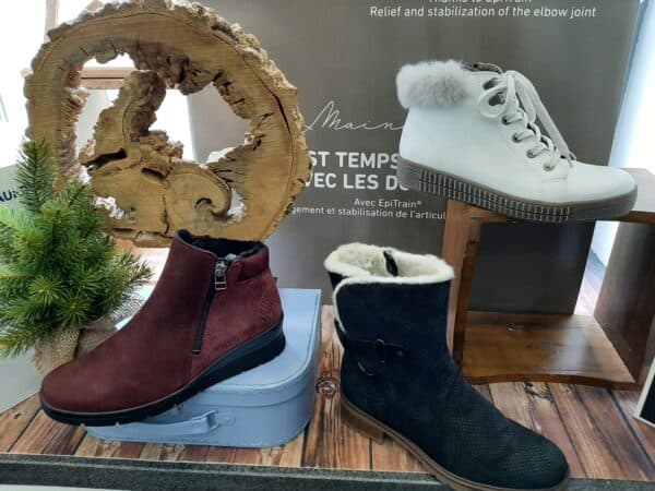 Winterstiefel, warmgefüttert, rutschhemmende Sohle, Reißverschluß, für lose Einlagen