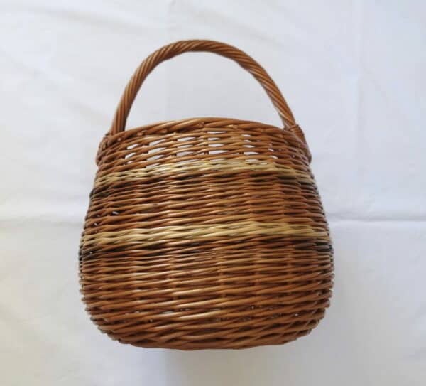Einkaufskorb bauchig