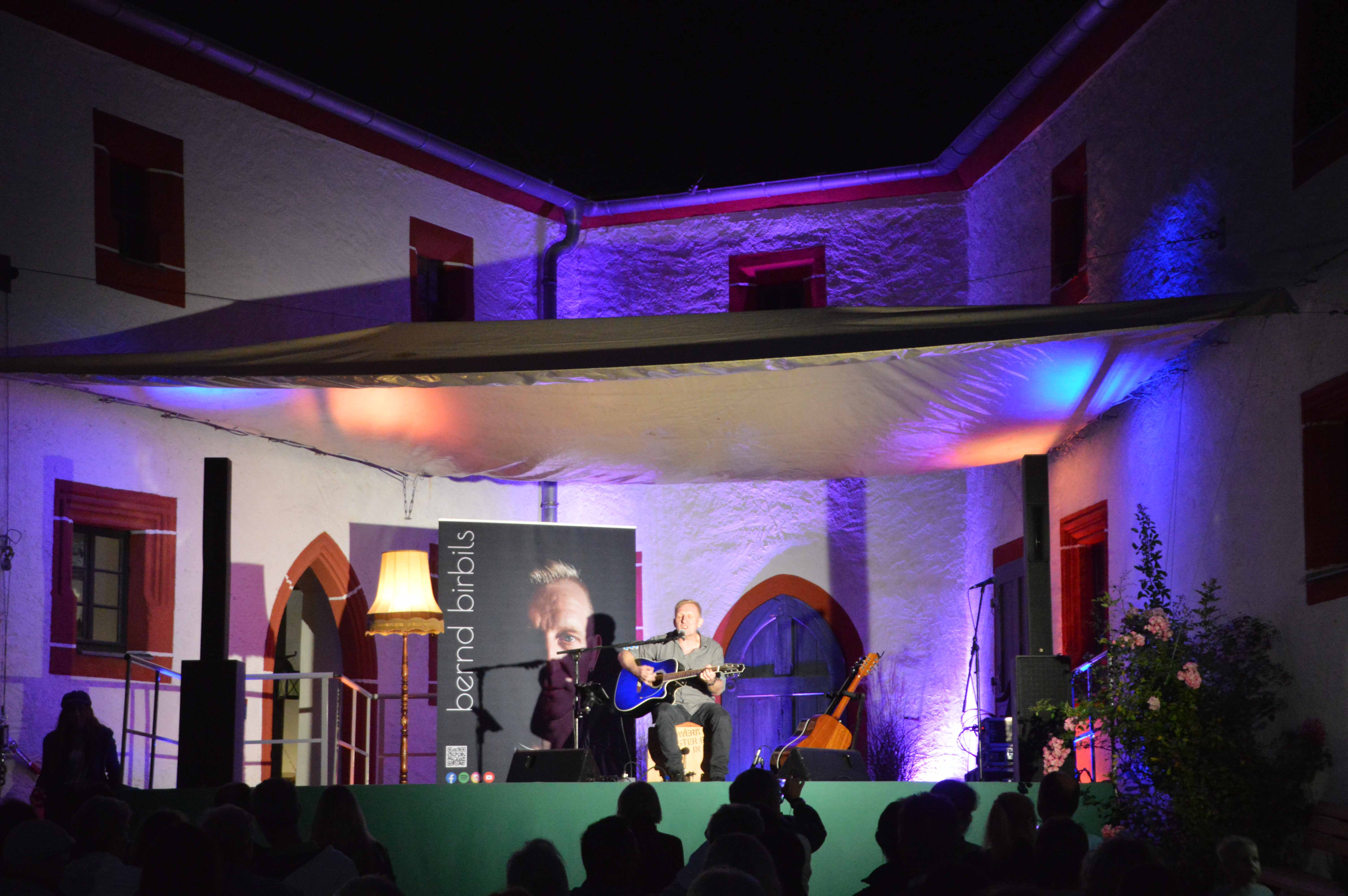 Open-Air-Konzert mit Bernd Birbils zur Nacht der Schlösser
